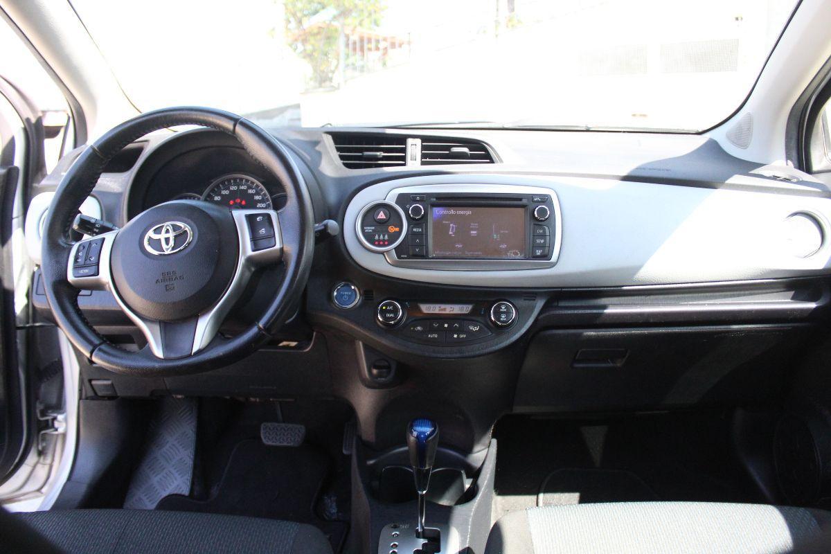TOYOTA - Yaris - 1.5 Hybrid 5p. Style