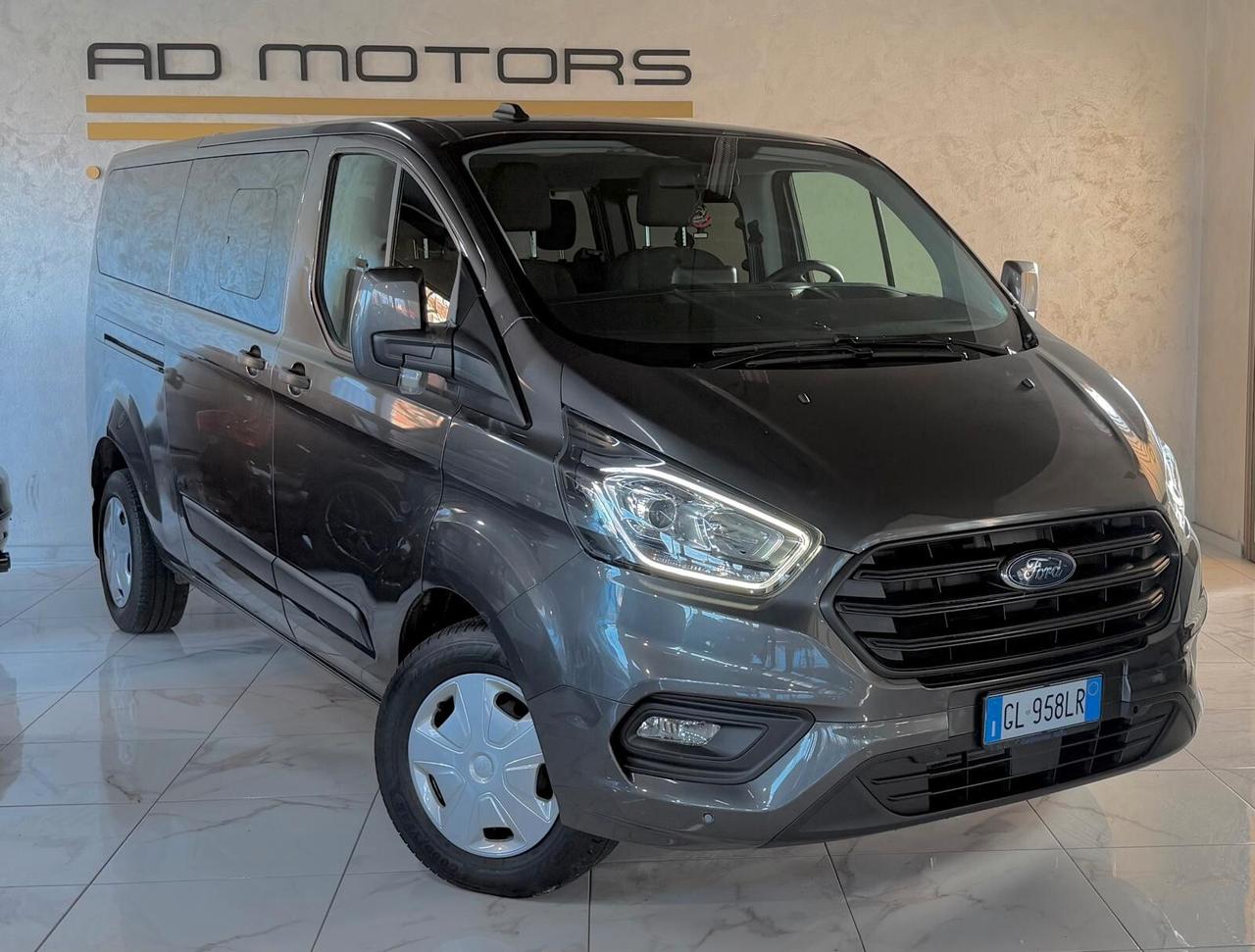 Ford Transit IVA ESPOSTA 9 Posti Lungo Km 70.000 Neopatentati