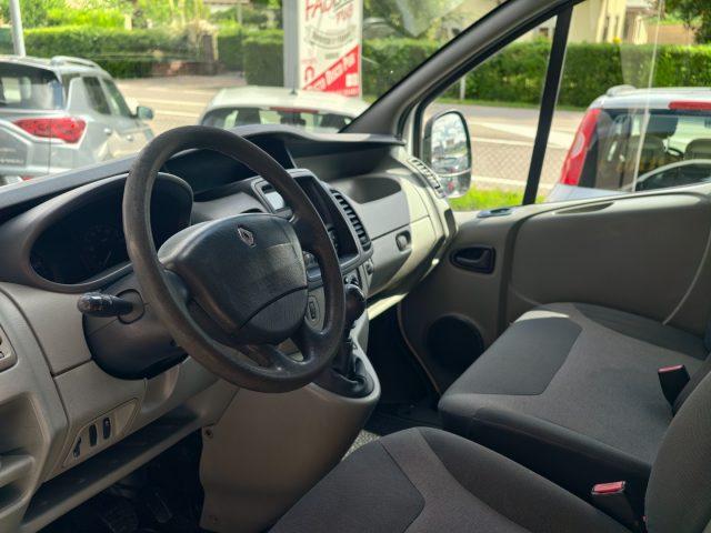 RENAULT Trafic T27 2.0 dCi/115 PC-TN Furgone 3posti