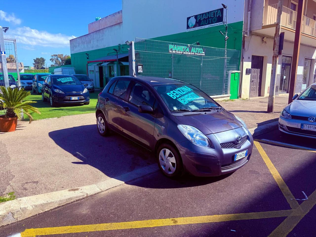 Toyota Yaris 1.0 BENZINA - 5 porte - NEOPATENTATO