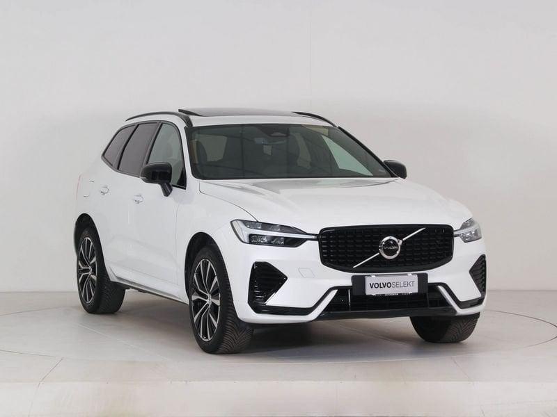 Volvo XC60 XC60 B4 (d) FWD GEARTRONIC PLUS DARK