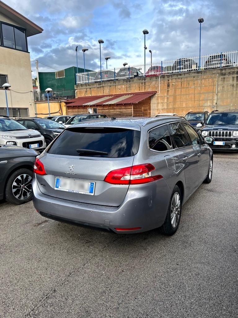 Peugeot 308 BlueHDi 130 SW Allure 2021