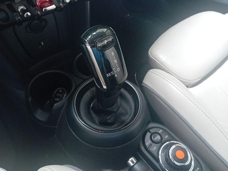 MINI Mini 5 porte Mini 5p 1.5 Cooper D Hype auto