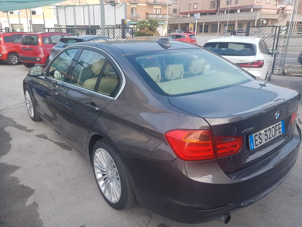 Bmw 320 320d Luxury XDRIVE