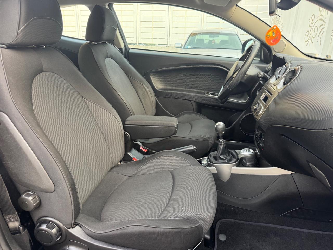 Alfa Romeo Mito 1.4 BENZINA 78CV Distinctive 2009