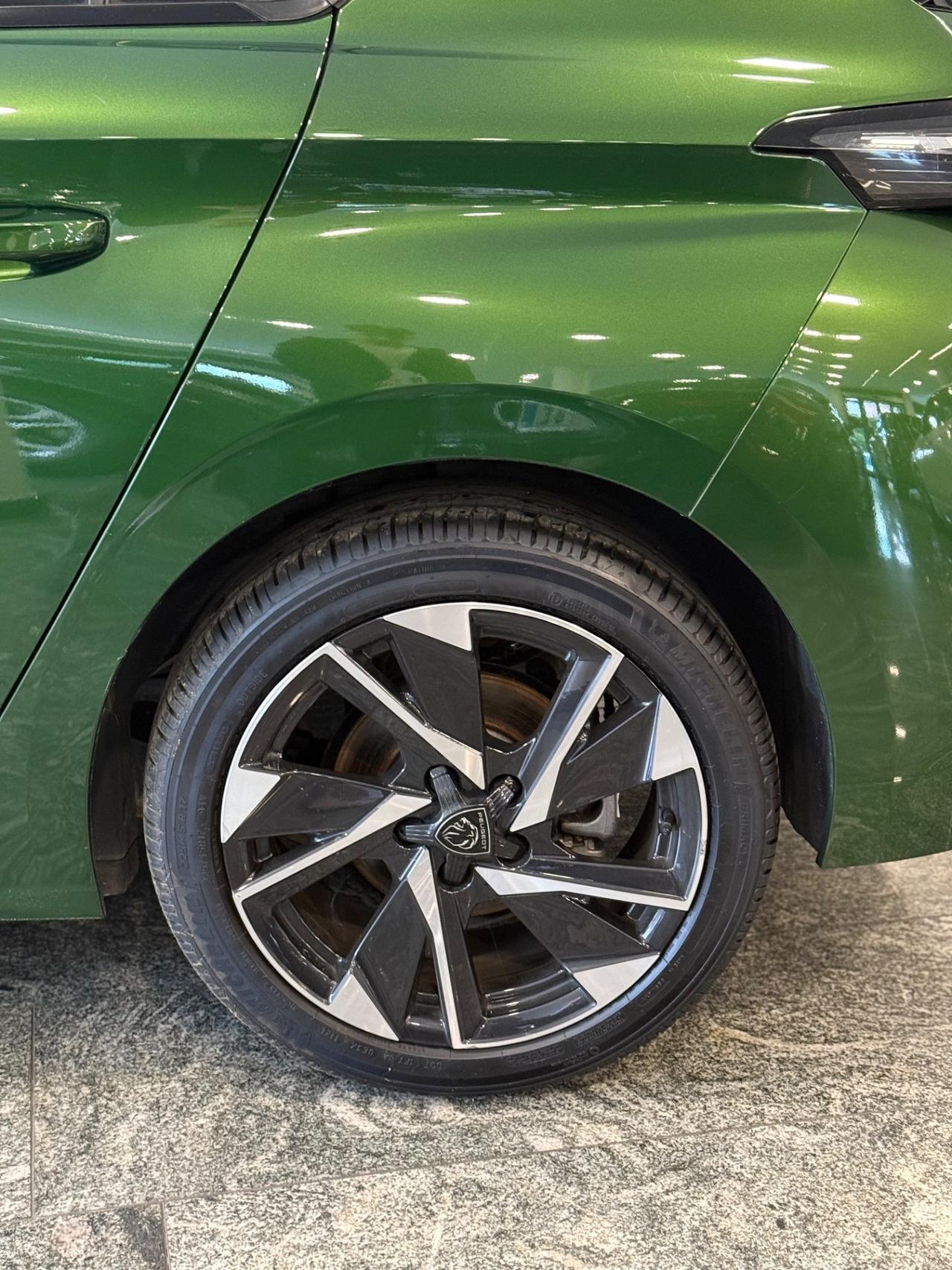 Peugeot 308 BlueHDi 130 S&S EAT8 Allure Pack