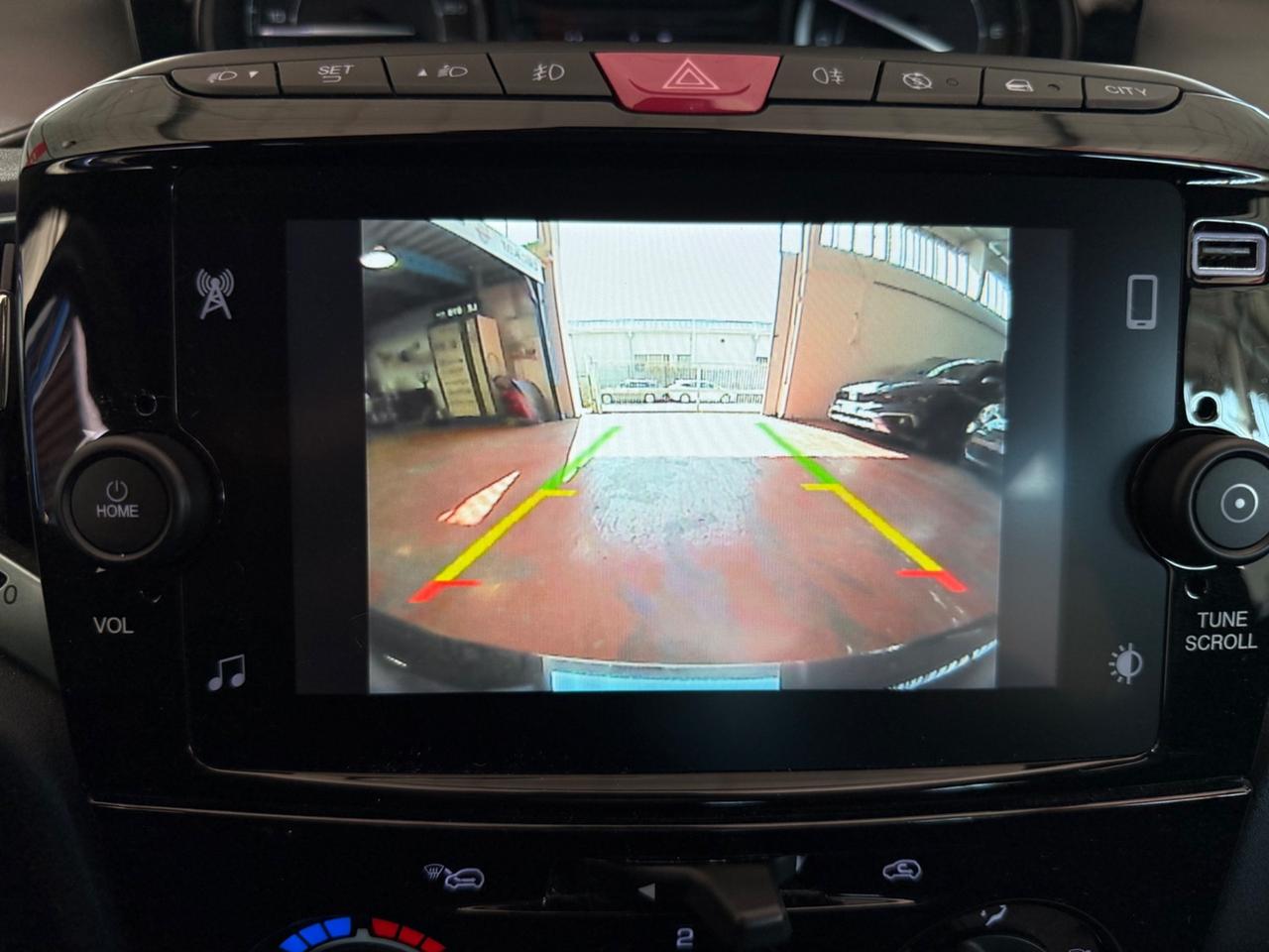 Lancia Ypsilon 1.0 FireFly 5 porte S&S Hybrid Gold PREZZO SENZA VINCOLI