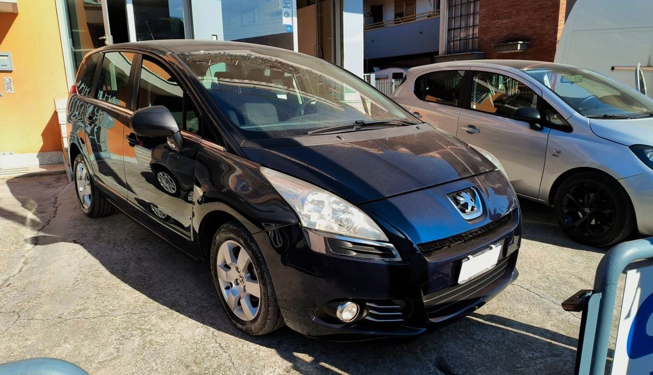 Peugeot 5008 1.6 HDi 112CV