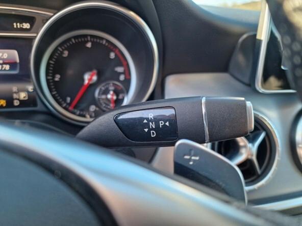 Mercedes-benz CLA 200 d Shooting Brake Automatic Premium 136 cv