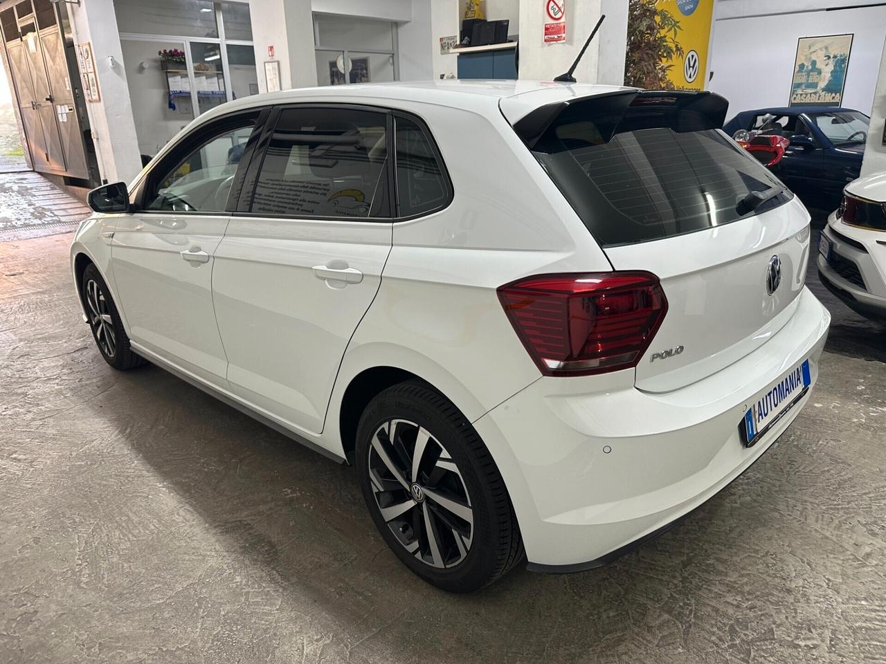 Volkswagen Polo R-LINE Business 1.6 TDI 95 CV 5p. Highline BlueMotion Tech.