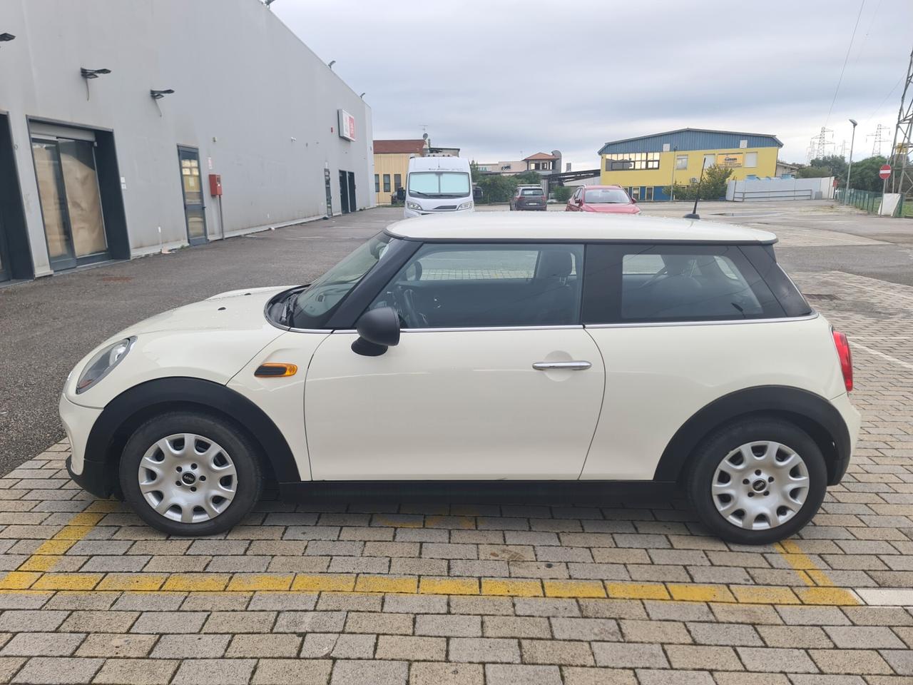 Mini 1.2 One 75 CV
