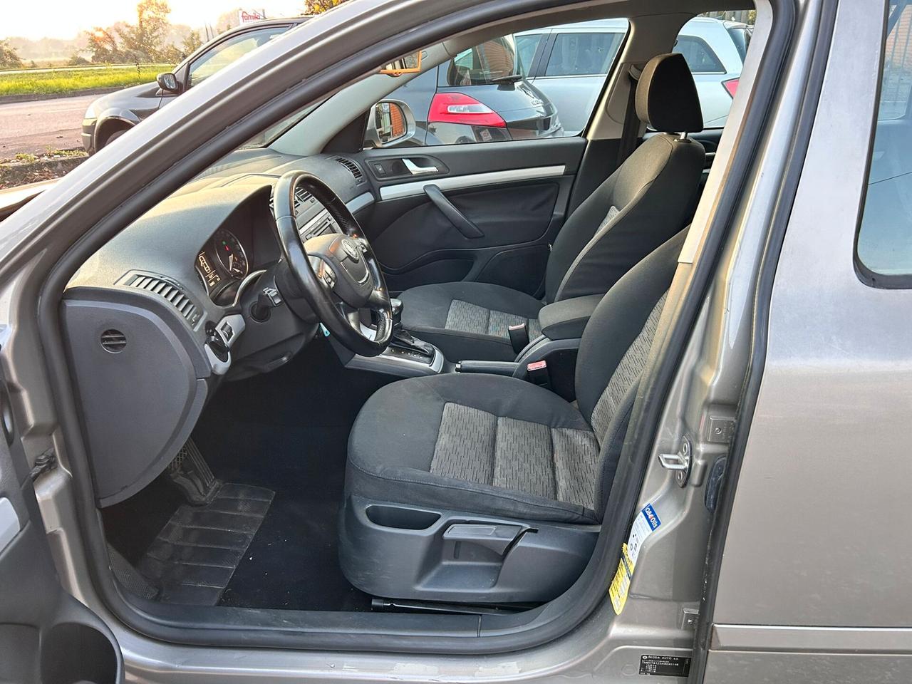 Skoda Octavia 1.6 TDI CR F.AP. DSG Elegance