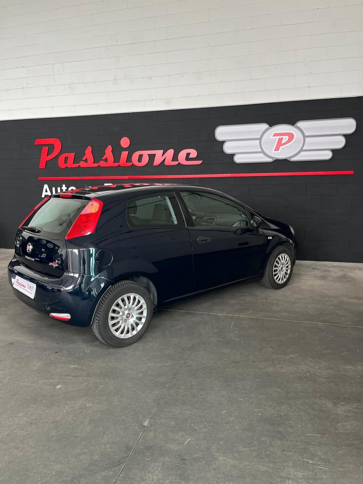 Fiat Punto 1.2 8V 3 porte Street NEOPATENTATI