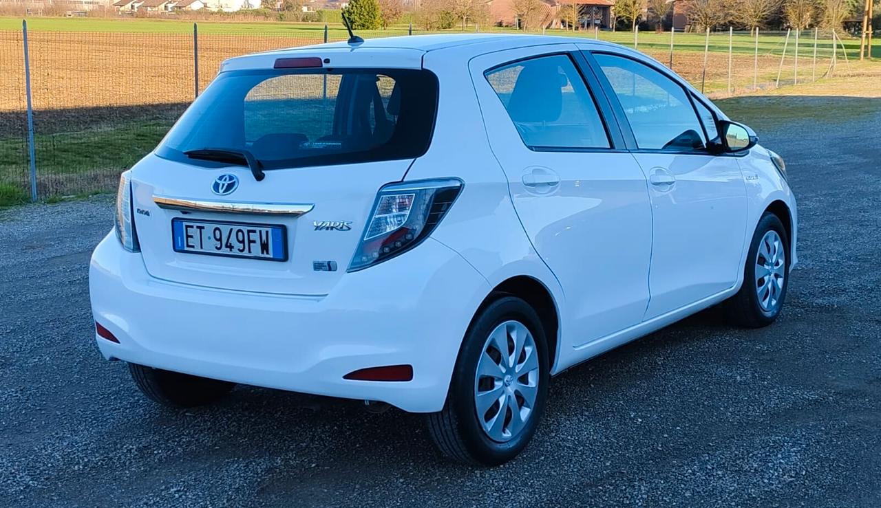 Toyota Yaris 1.5 Hybrid 5 porte Lounge