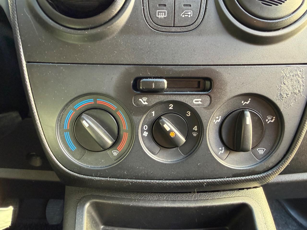 Fiat Fiorino 1.3 MJT 95CV Cargo SX attrezzato