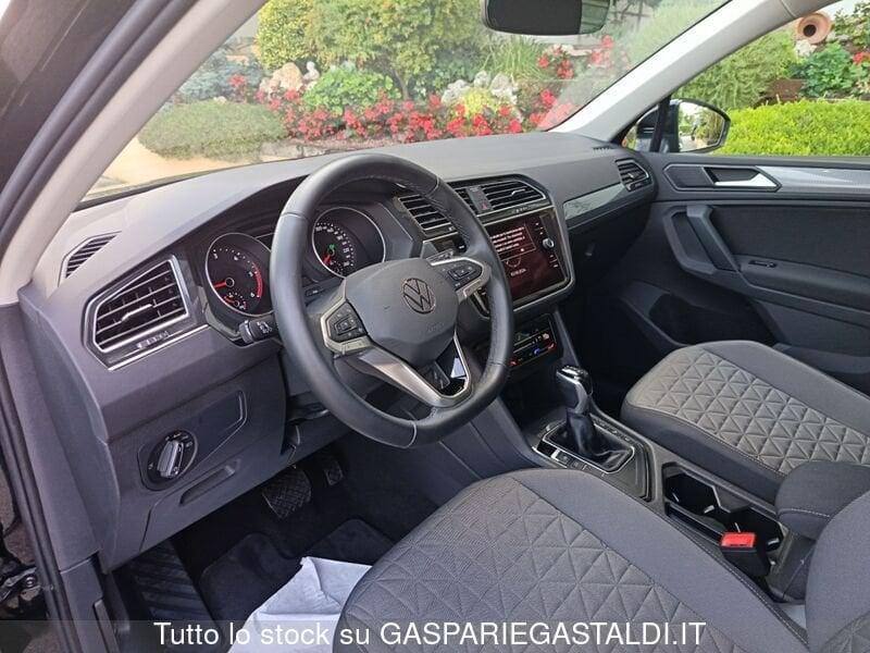 Volkswagen Tiguan 2.0 TDI 150 CV SCR DSG Life #CAMERA360 #LED