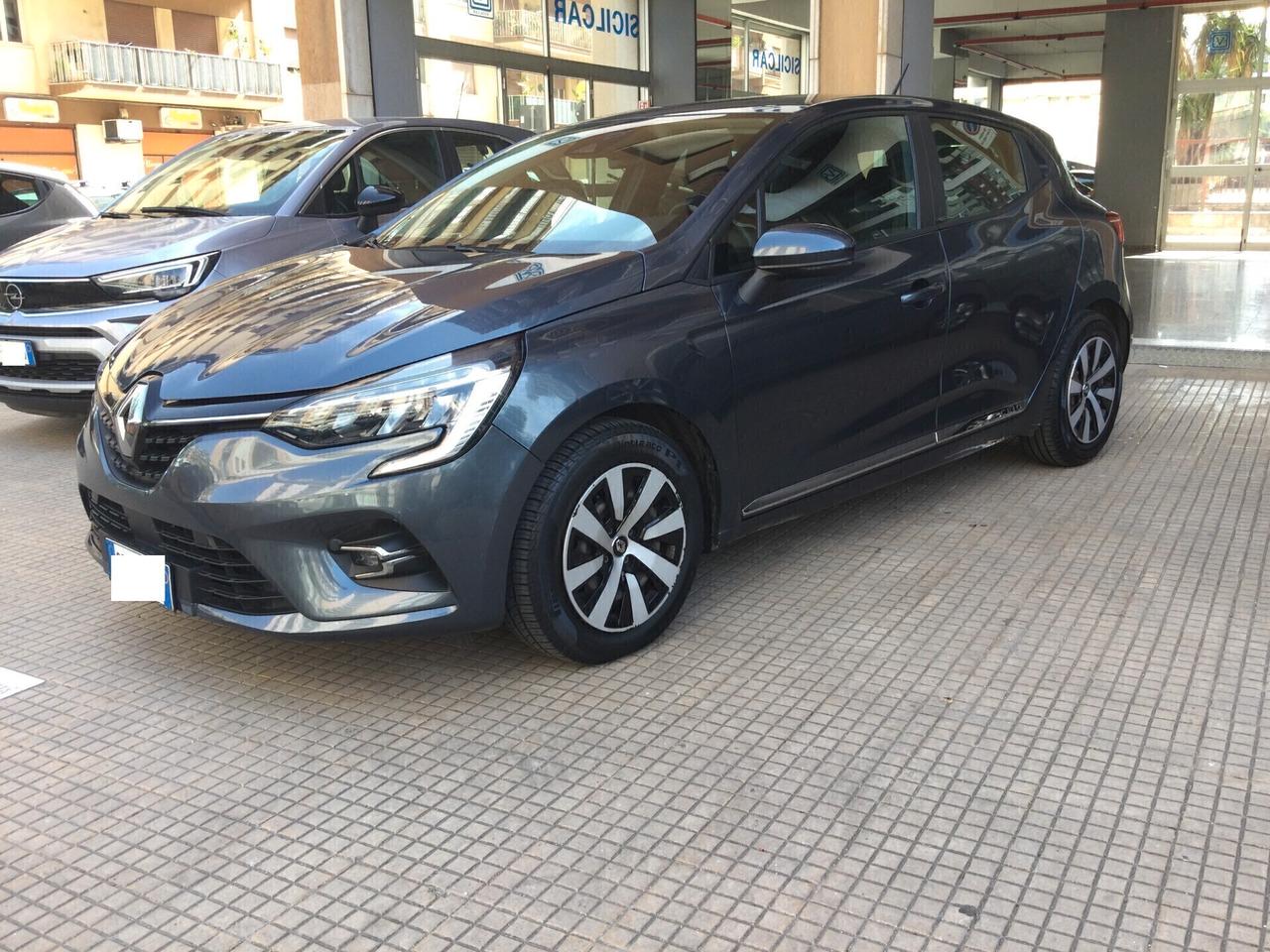 Renault Clio Full Hybrid E-Tech 140 CV 5 porte Intens