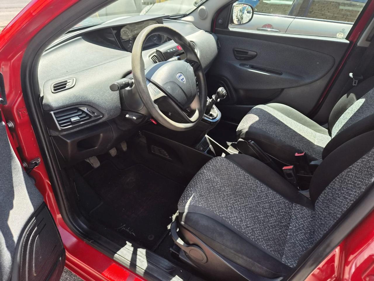 Lancia Ypsilon 1.2 69 CV 5 porte GPL Ecochic Elefantino