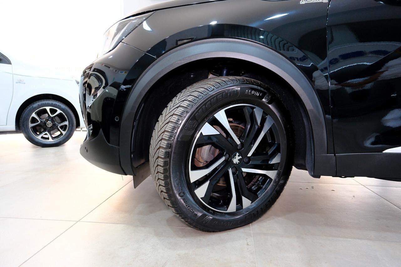 Peugeot 2008 1.2T 130cv GT LED + COCKPIT 3D