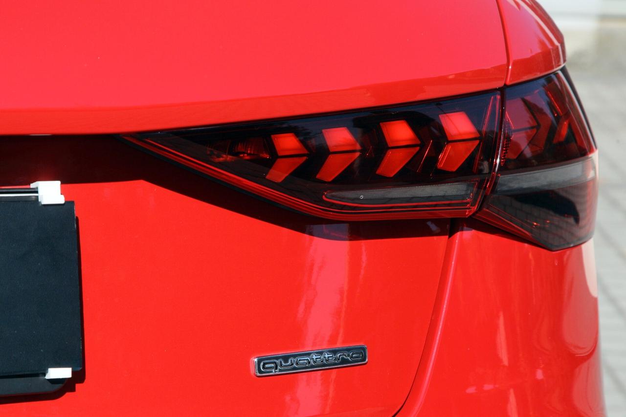 Audi A3 Sportback 2.0 TFSI quattro S line