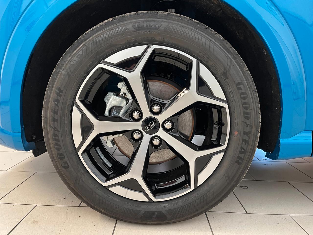 Ford Puma ST-Line 1.0 125cv hybrid-LEGGI SOTTO