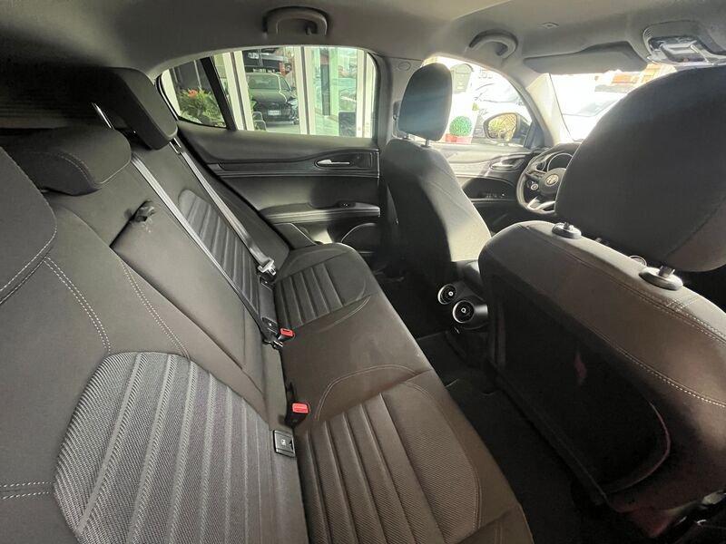 Alfa Romeo Stelvio Stelvio 2.2 t Super rwd 160cv auto