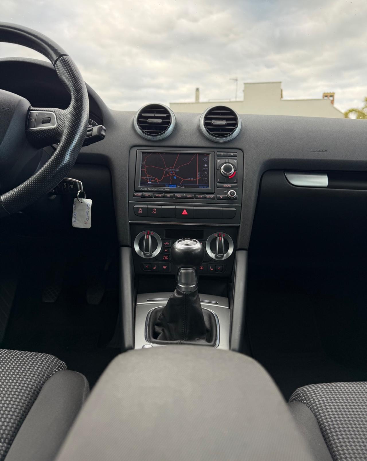 Audi A3 SPB 1.6 TDI 105 CV CR Attraction