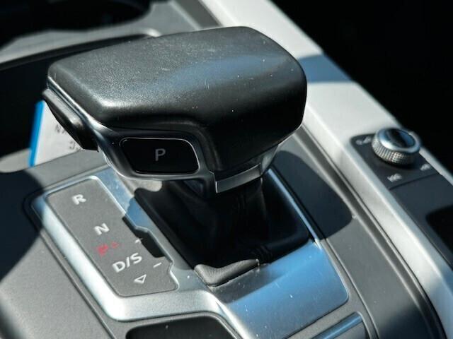 Audi A4 Avant 30 TDI/136 CV S tronic Business Advanced