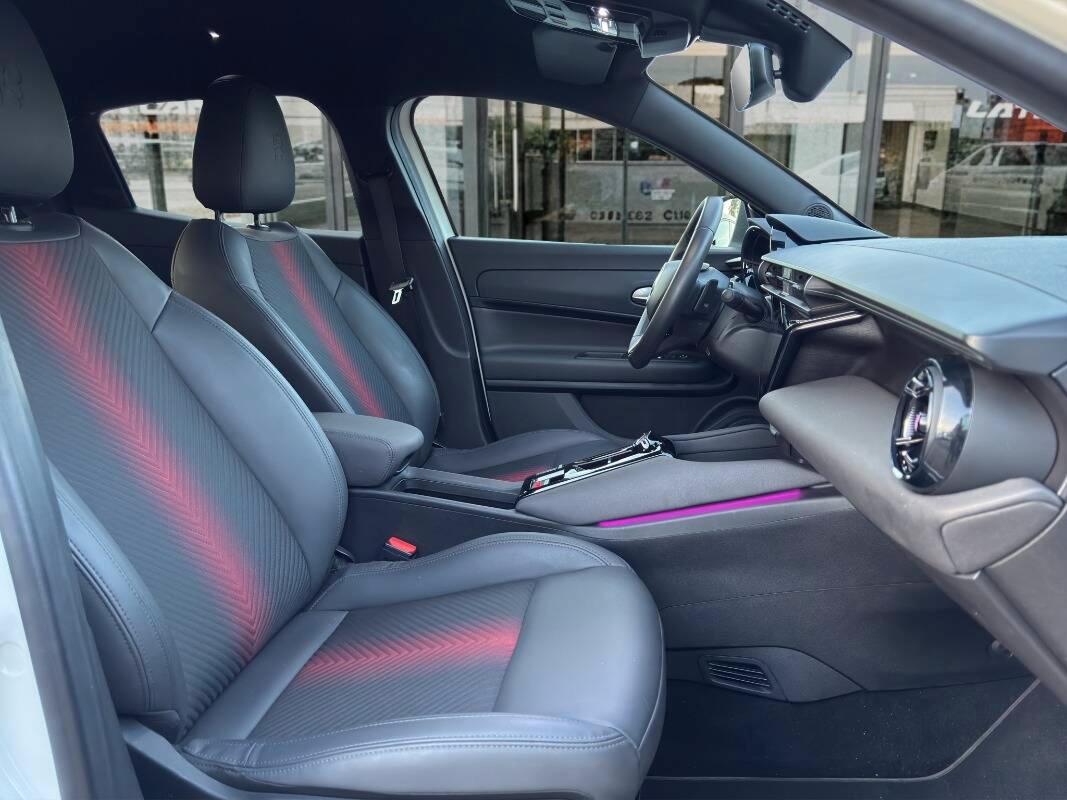 Alfa Romeo Junior 1.2 ibrida 145cv edct6 Con NAVIGATORE & TELECAMERA