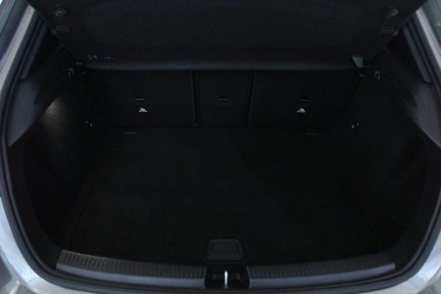 MERCEDES-BENZ A 200 Automatic/MBUX SOUND S./NAVI/VIRTUAL COCKPIT