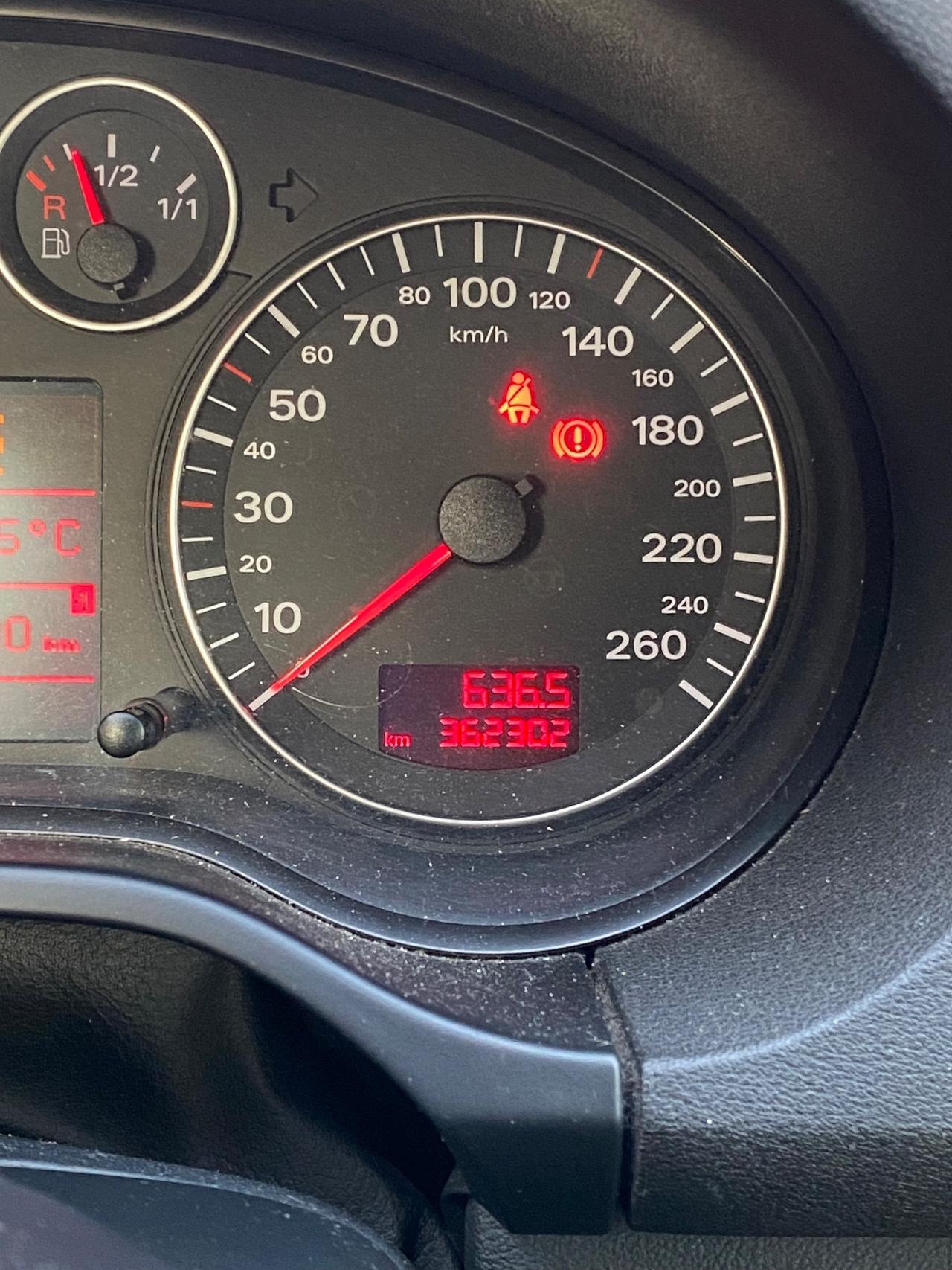 Audi A3 2.0 16V TDI Attraction