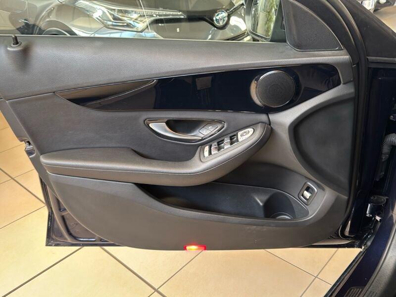 Mercedes-Benz Classe C C 300 de S.W. Auto EQ-Power Business Extra Pelle + HandsFree