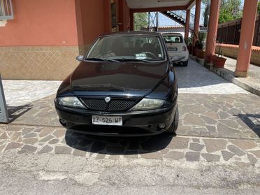 Lancia Y 1.2i cat Elefantino Blu