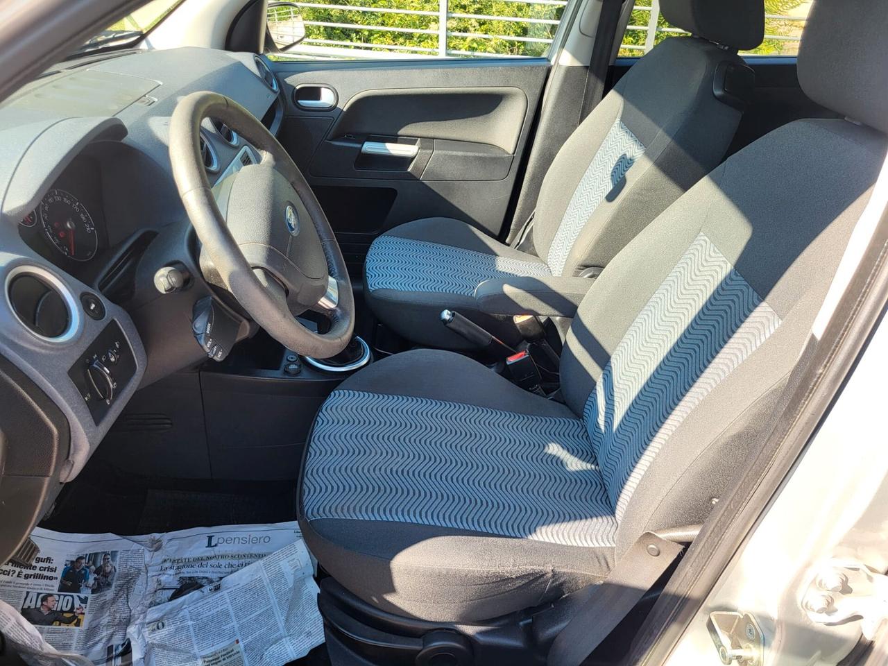 FORD FUSION 1,4 TDCi-GANCIO TRAINO-PORTAPACCHI