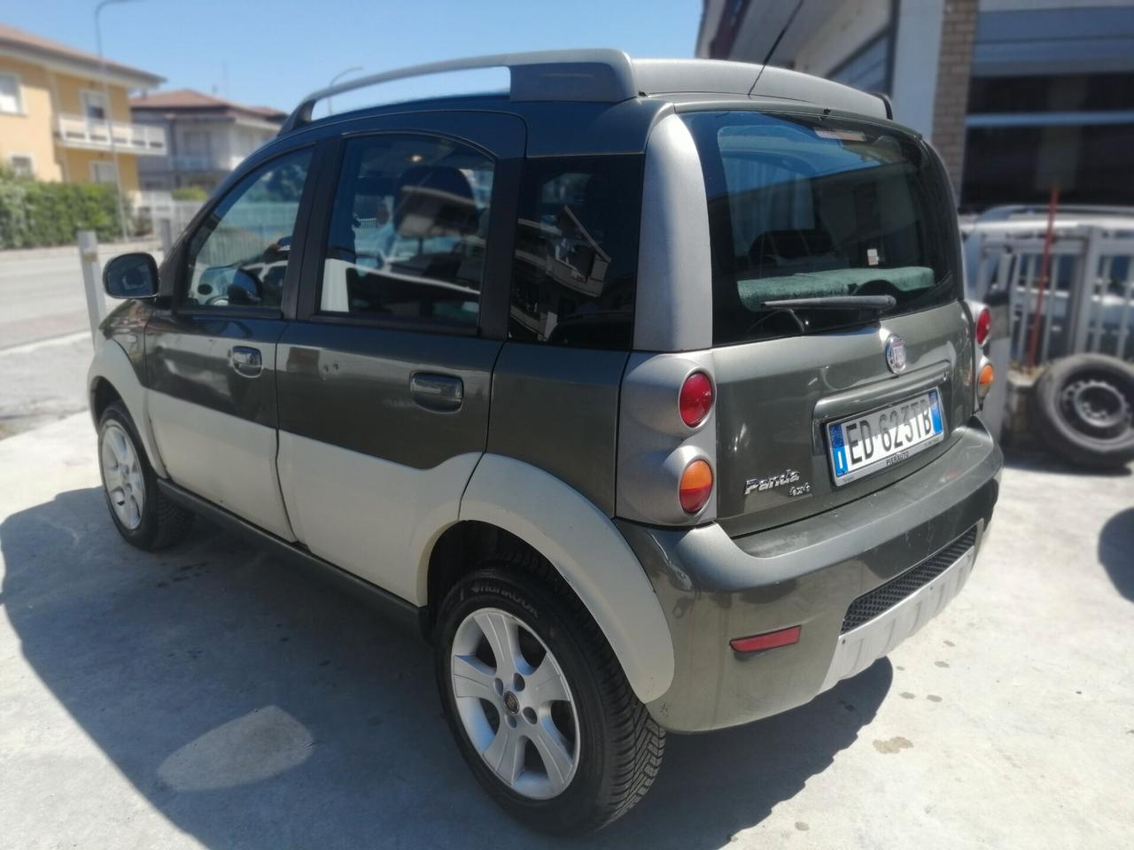 Fiat Panda 1.3 MJT 16V DPF 4x4 Cross