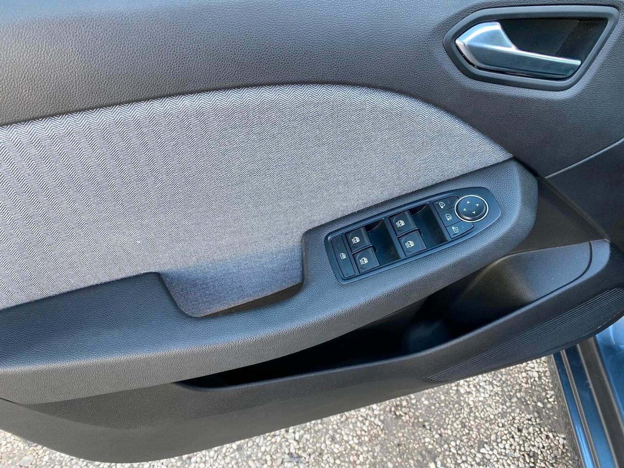 Renault Clio Eco-G 100 CV 5 porte Techno GPL