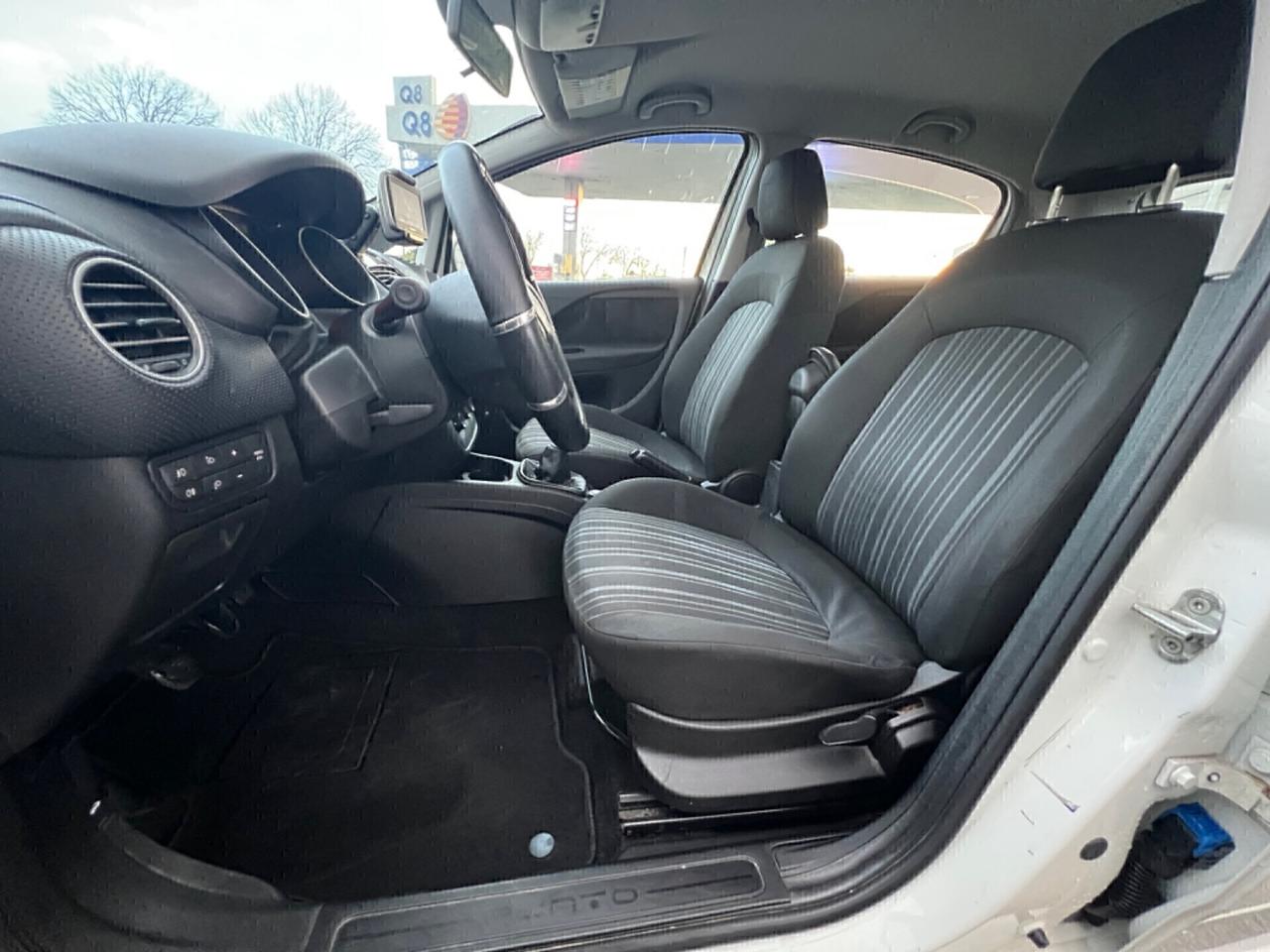 Fiat Punto Evo 1.4 5 porte S&S Dynamic ok Neopatentati