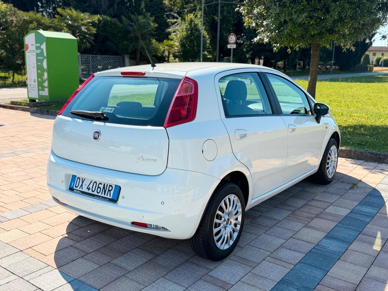 Fiat Grande Punto 1.4 5 porte benzina neopatentati