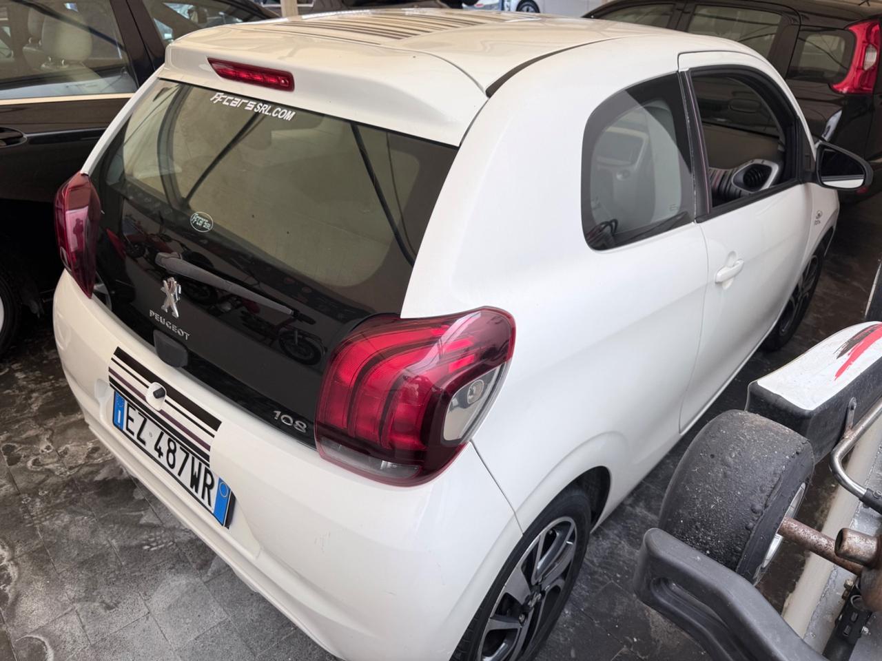 Peugeot 108 VTi 68 3 porte Allure