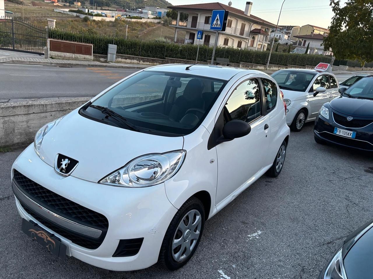 Peugeot 107 1.0 68CV 3p. Access
