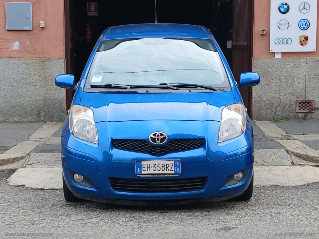 TOYOTA Yaris 1.3 5p. Sol