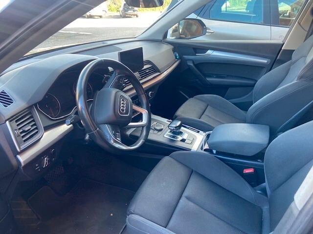Audi Q5 2.0 TDI quattro S tronic Business Sport