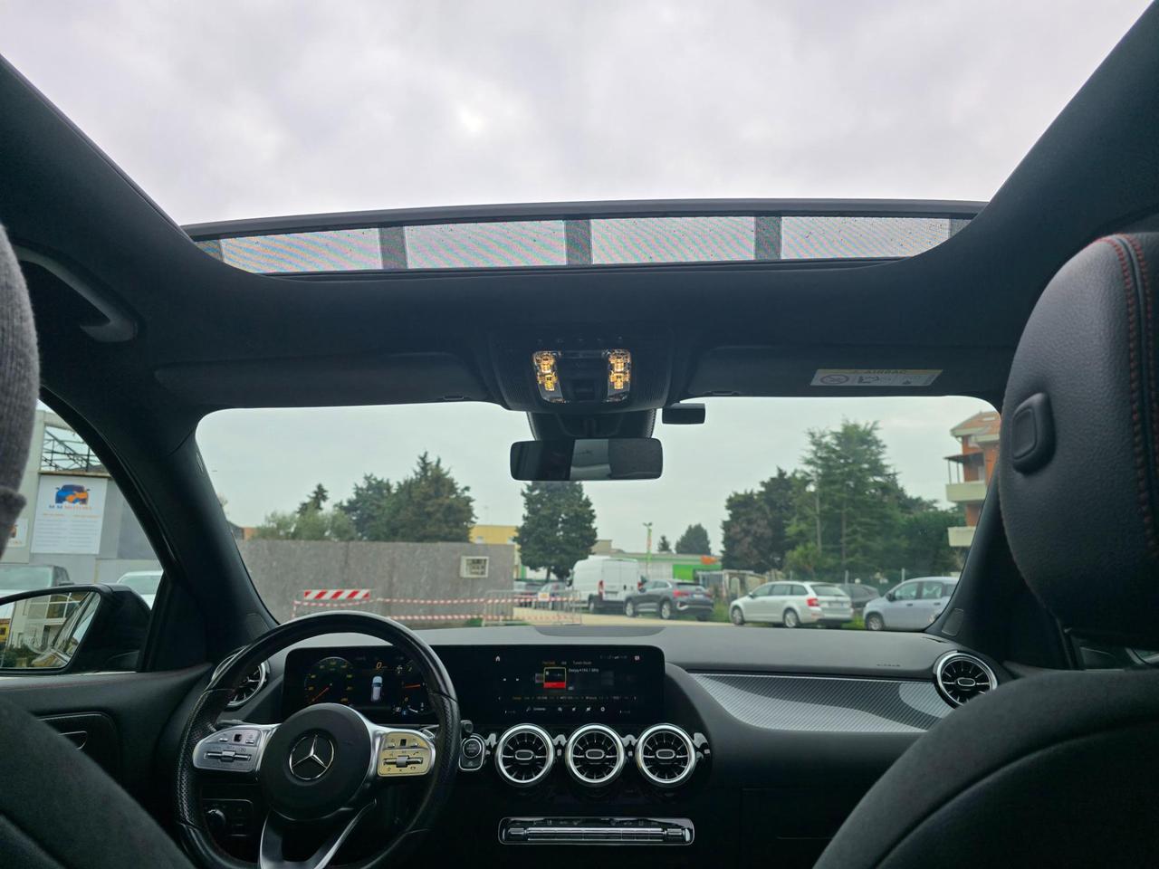 Mercedes GLA 180 d Premium auto