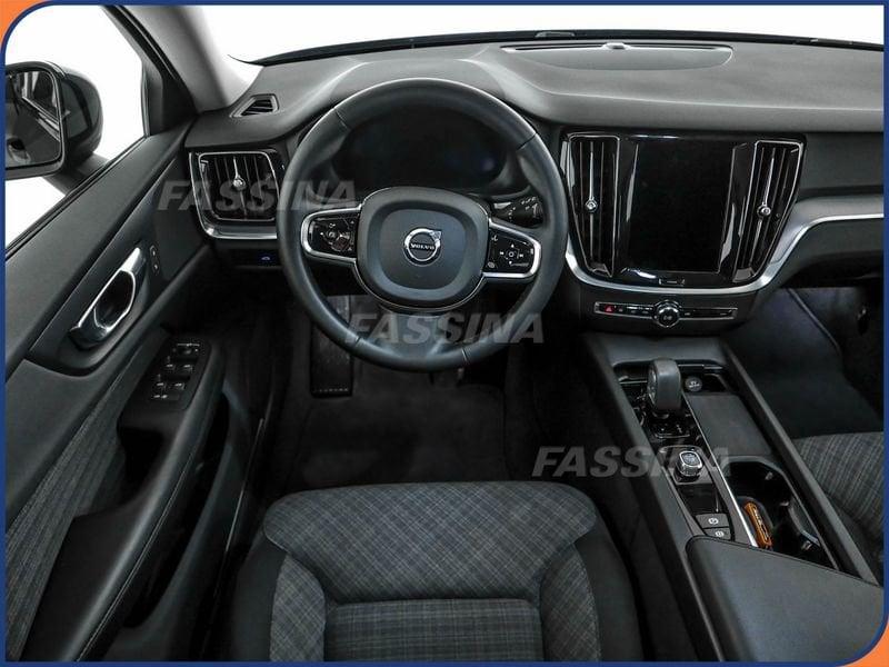 Volvo V60 Cross Country B4 (d) AWD automatico Core