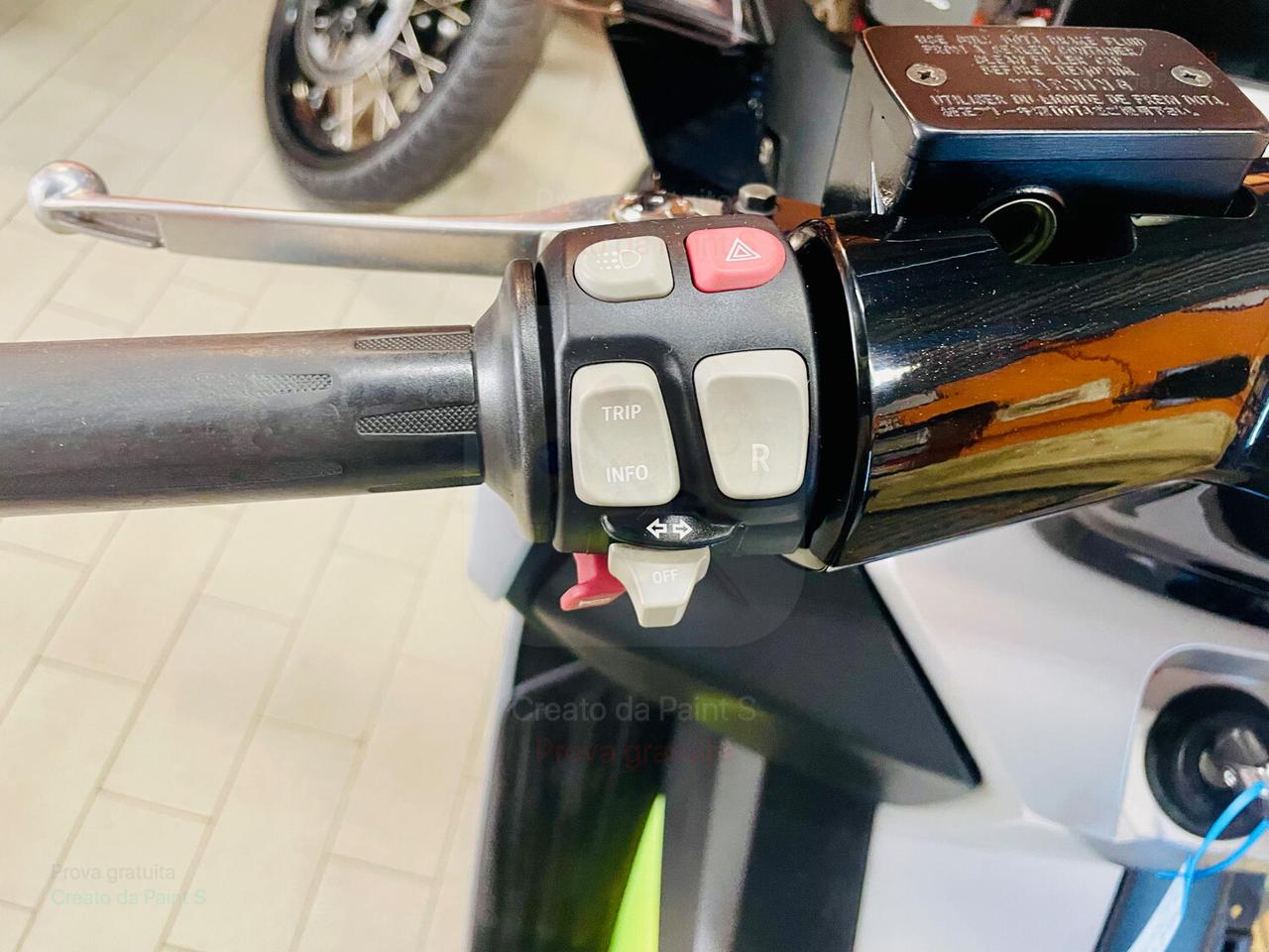 Bmw C-evolution MANOPOLE RISCALDATE FARI AUTOMATICI ANTIFURTO