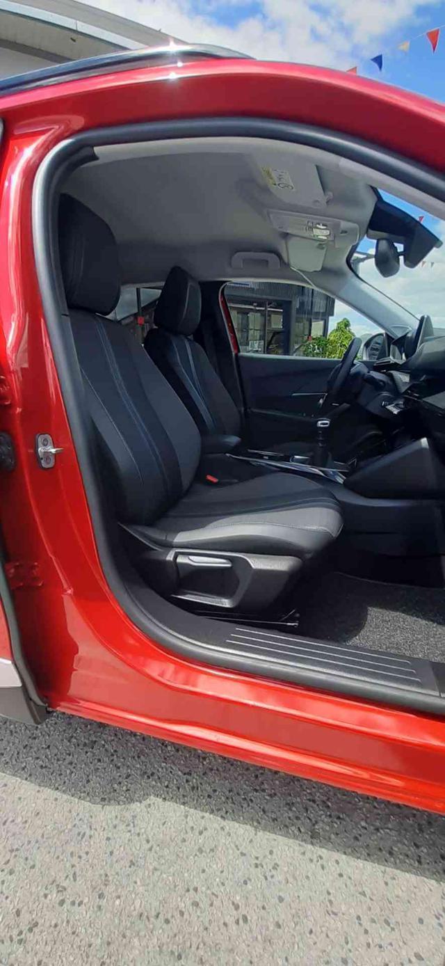 PEUGEOT 2008 130CV S&S Allure Pack SCONTO ROTTAMAZIONE