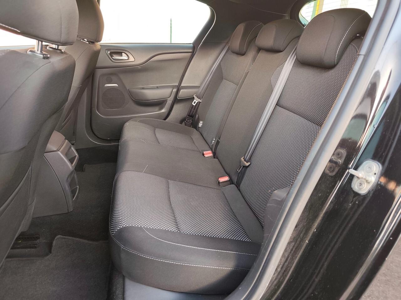 Ds DS4 1.6 VTi 120 CV euro 5 neopatentati