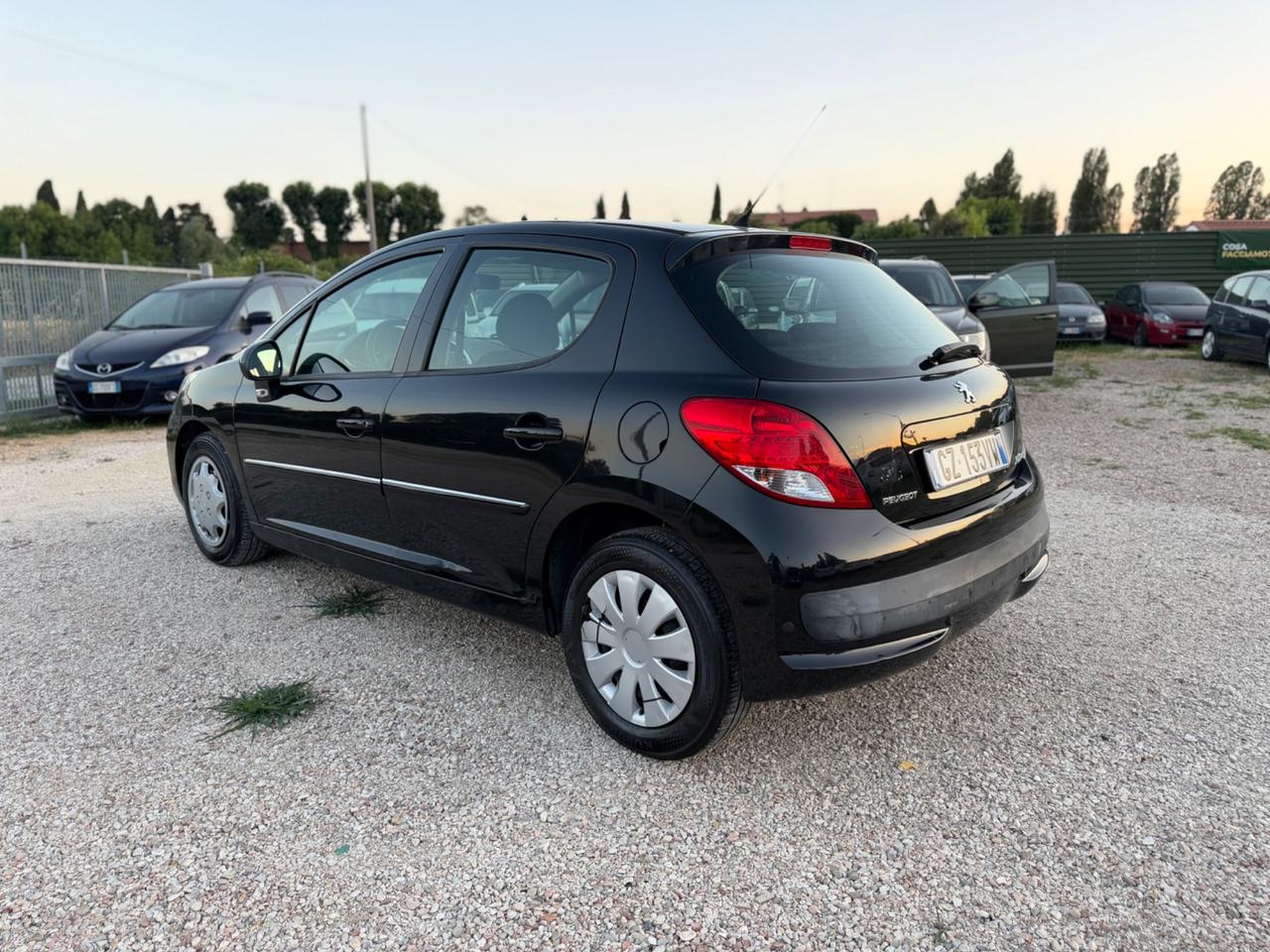 Peugeot 207 Plus 1.4 8V 75CV 5p. ECO GPL
