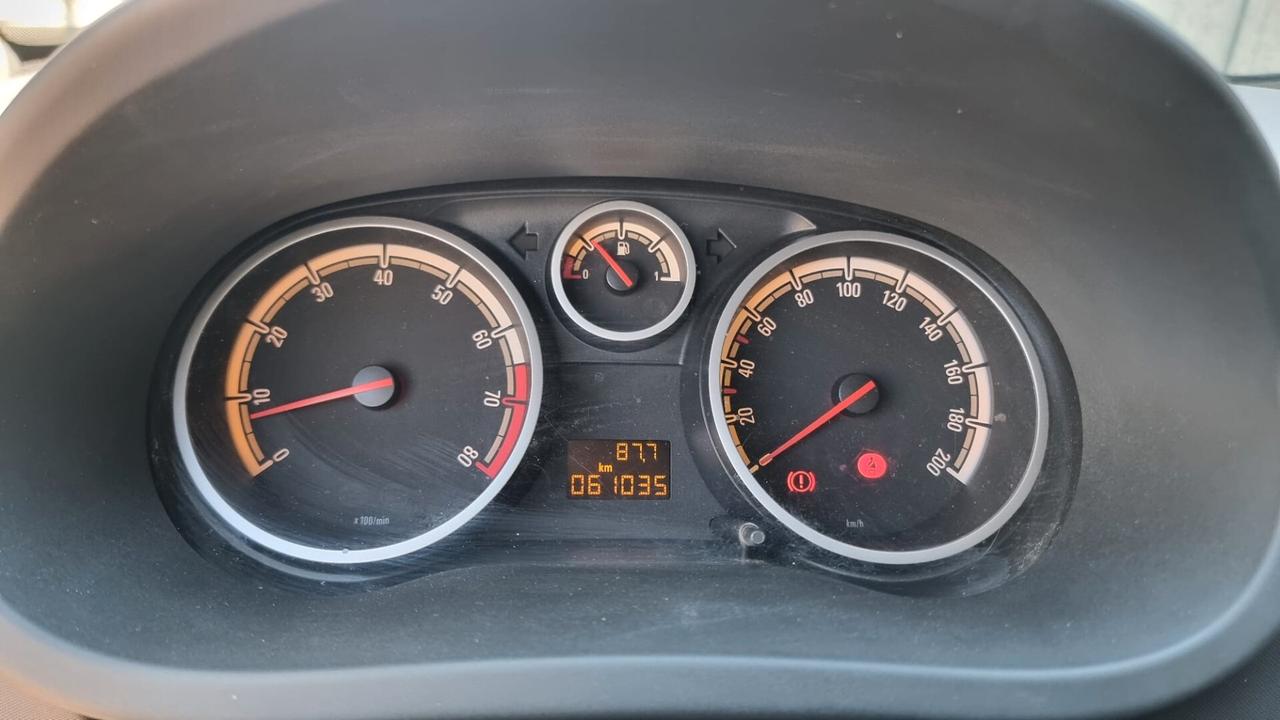 Opel Corsa 1.2 5 porte Enjoy