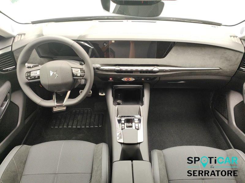 DS DS4 N°4 ÉTOILE ALCANTARA